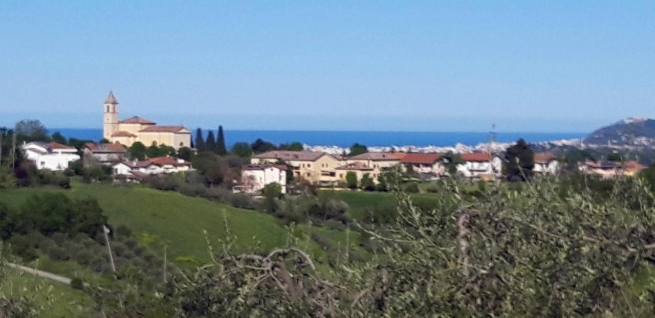La Casa Nella Prateria Panzió Misano Adriatico Kültér fotó